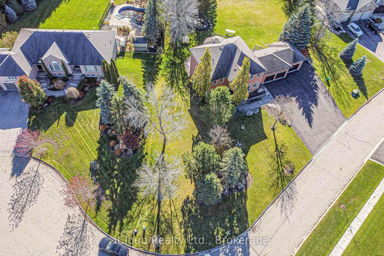25, Giles, Caledon Village, Caledon