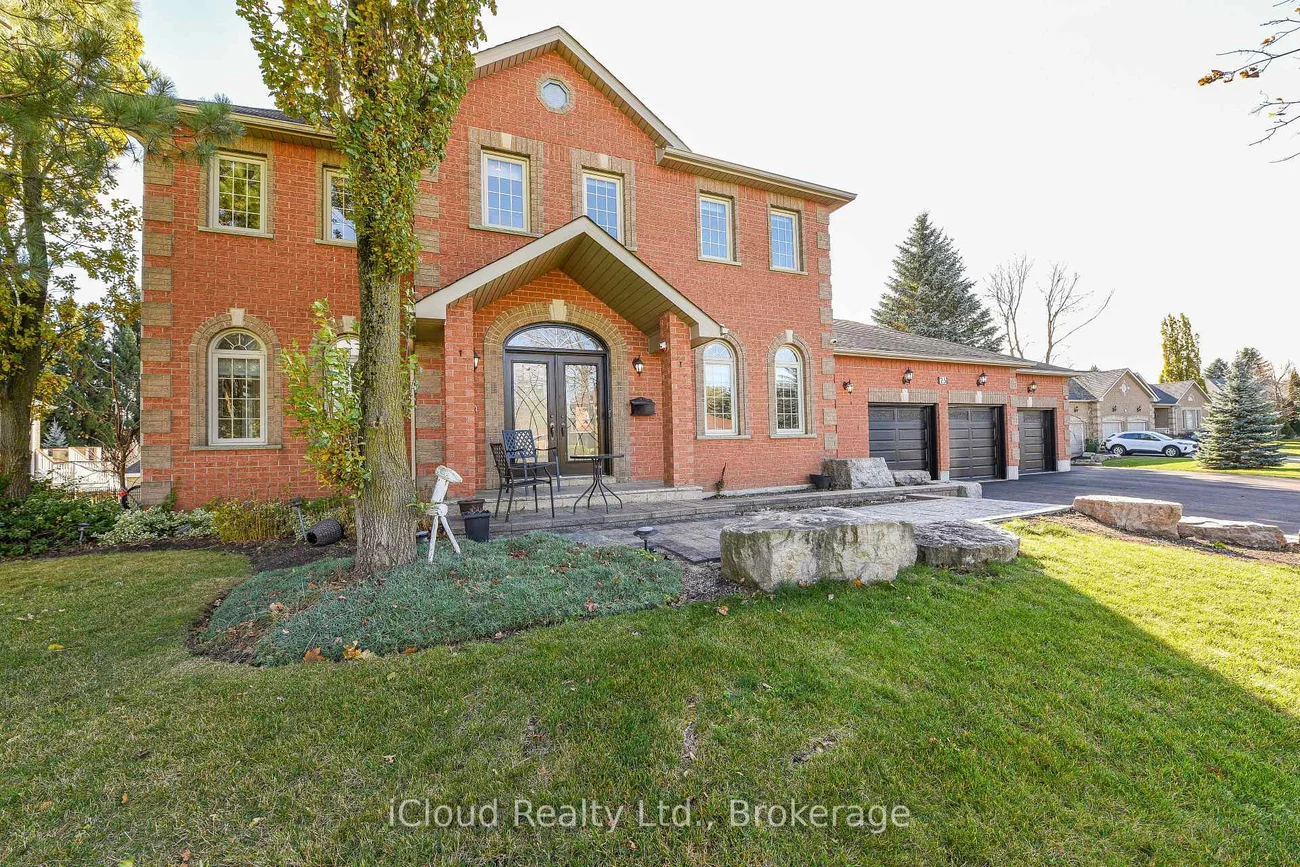 25, Giles, Caledon Village, Caledon
