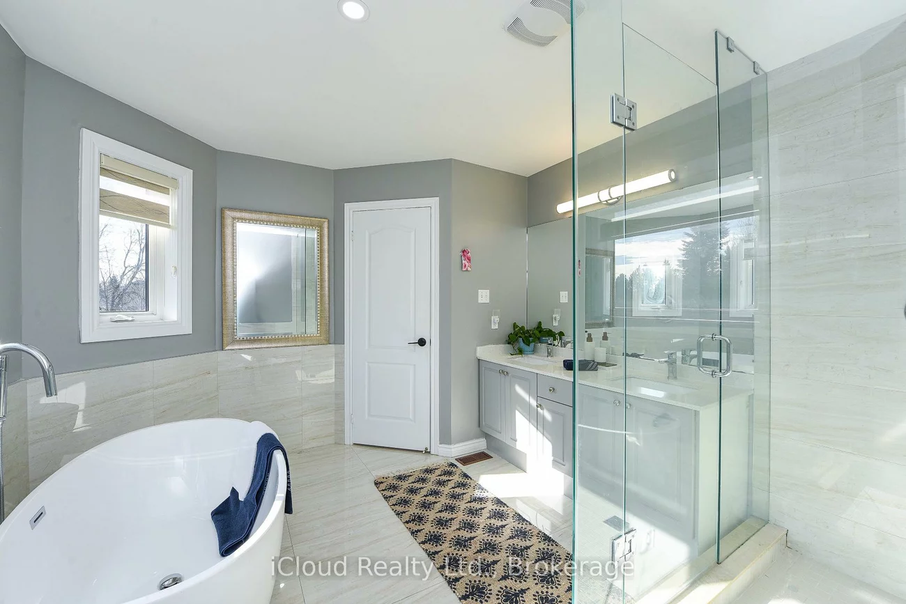 25, Giles, Caledon Village, Caledon