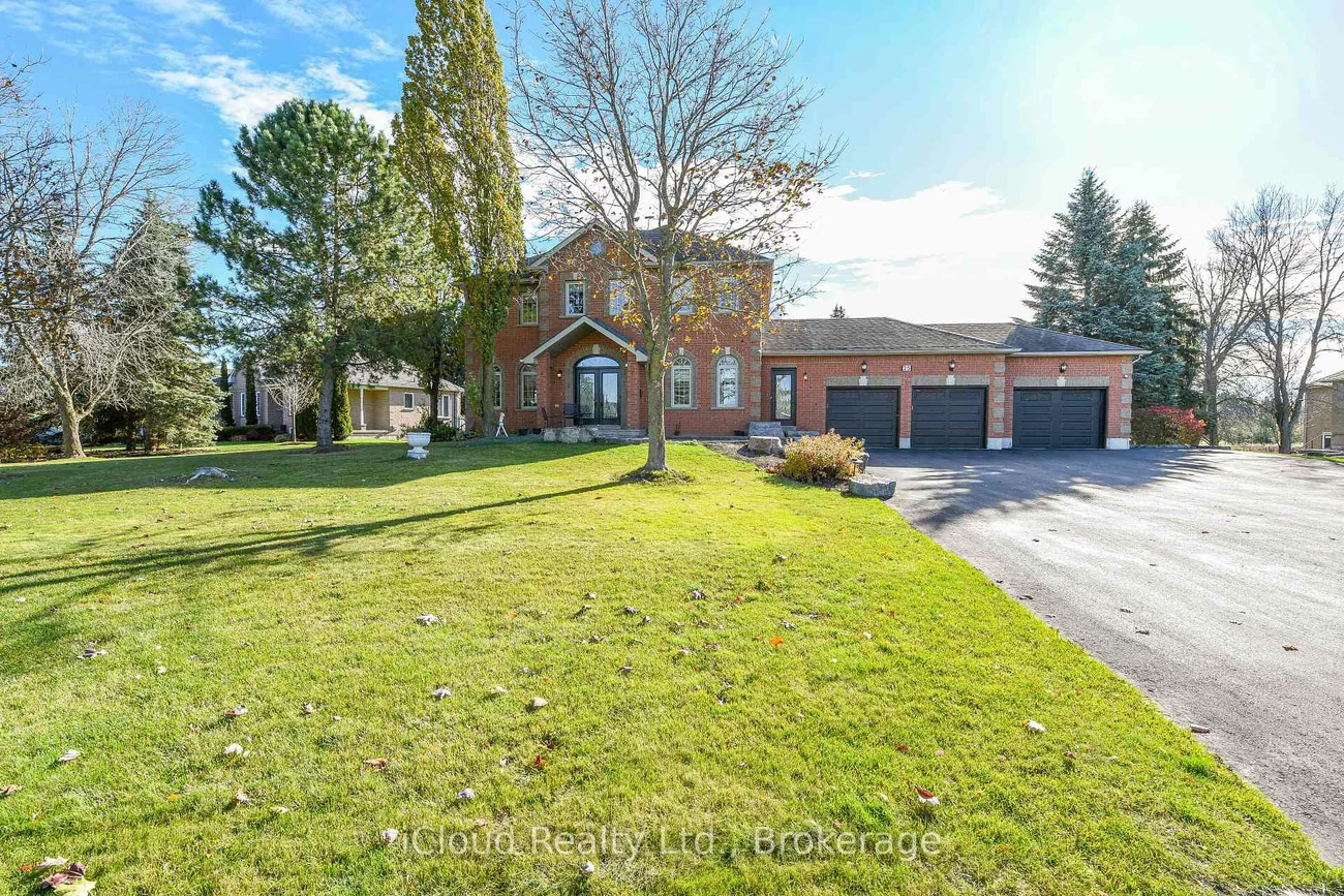 25, Giles, Caledon Village, Caledon