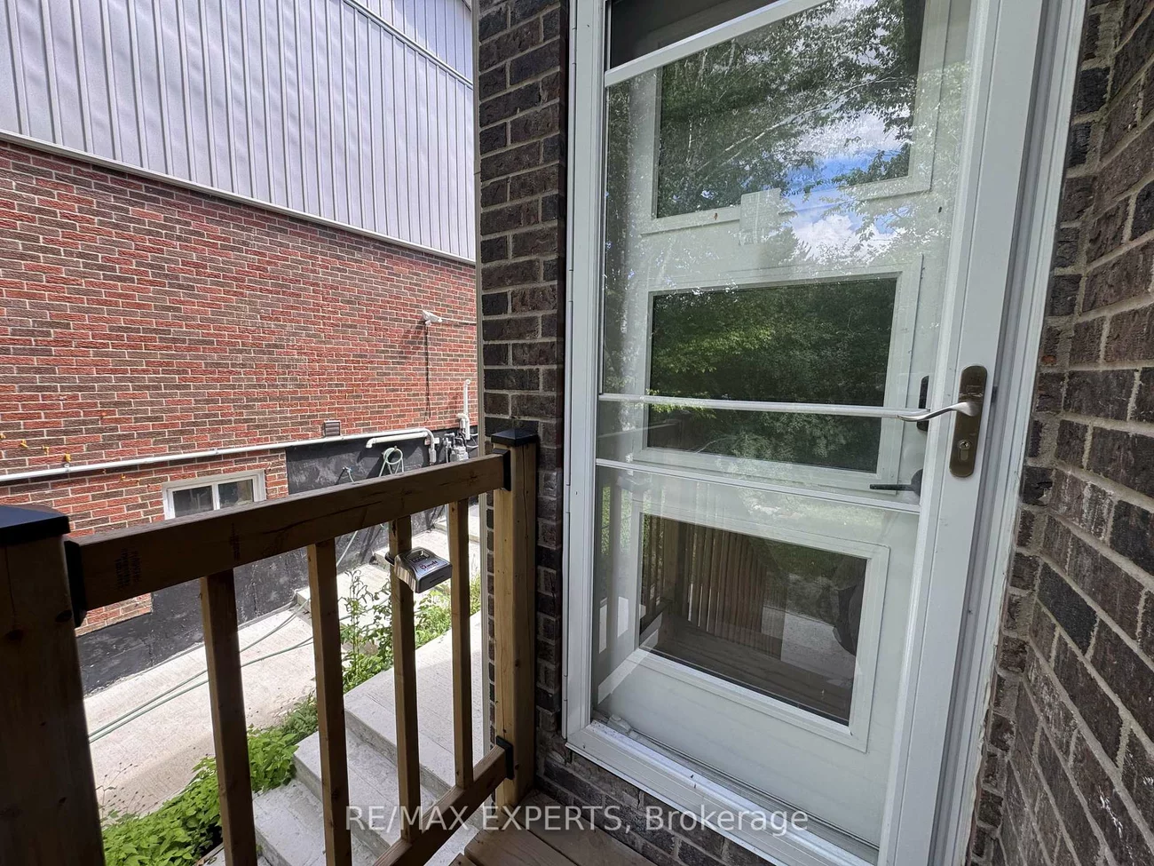 209, Ridge, Bolton West, Caledon