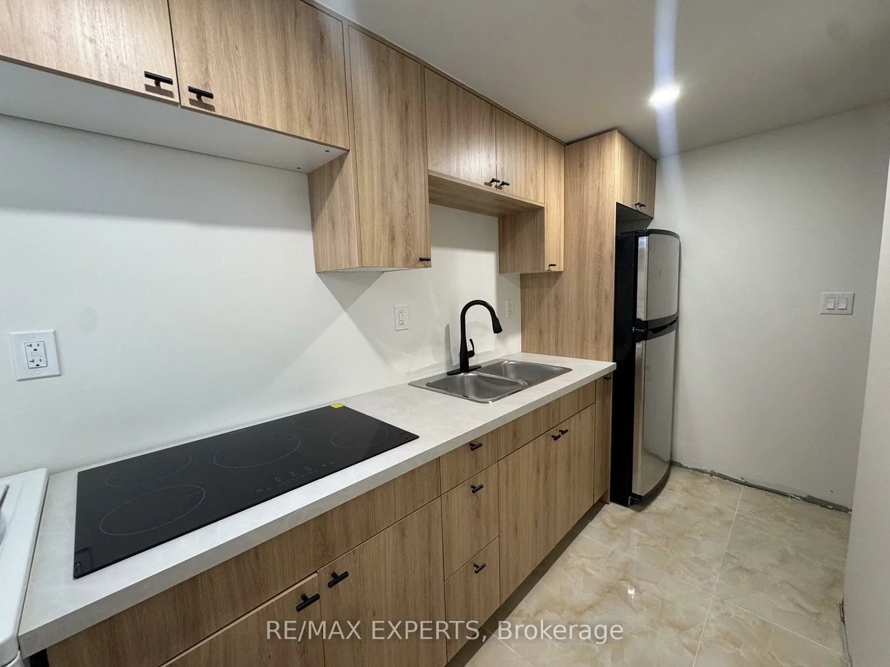 209, Ridge, Bolton West, Caledon