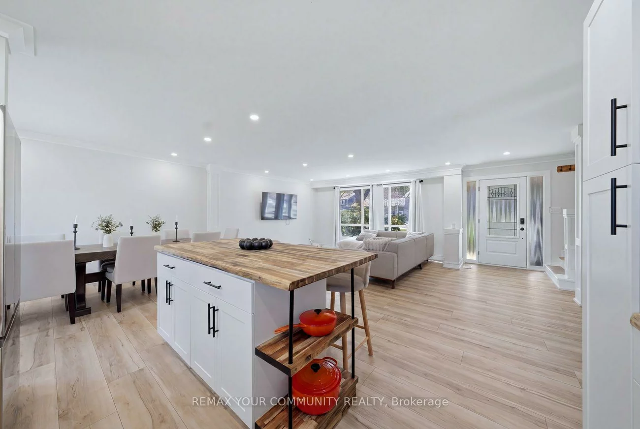 150, connaught, Bolton West, Caledon