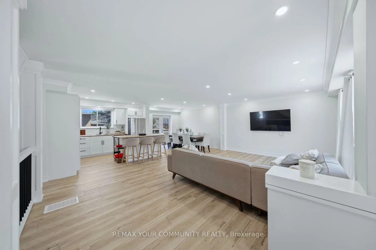 150, connaught, Bolton West, Caledon
