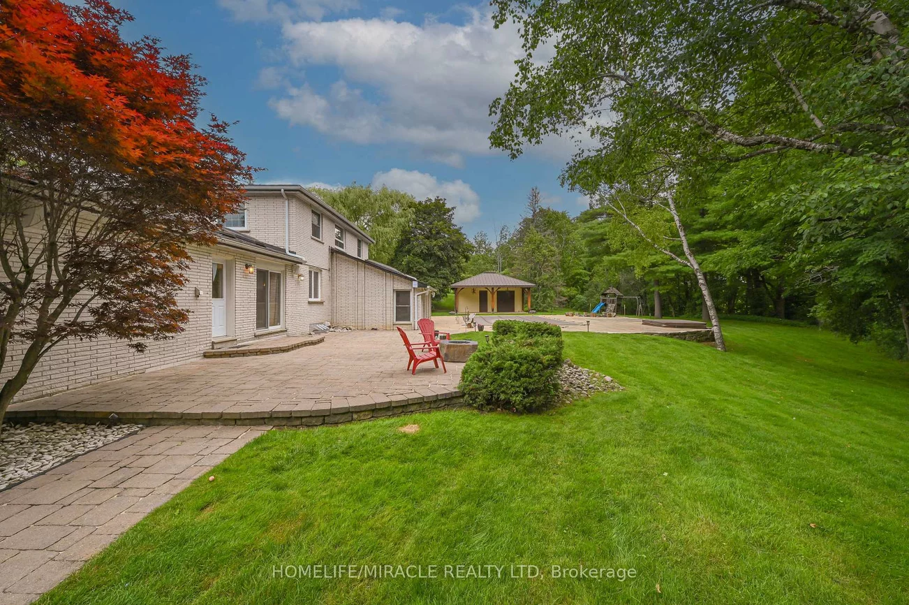 62, Gibson Lake, Palgrave, Caledon