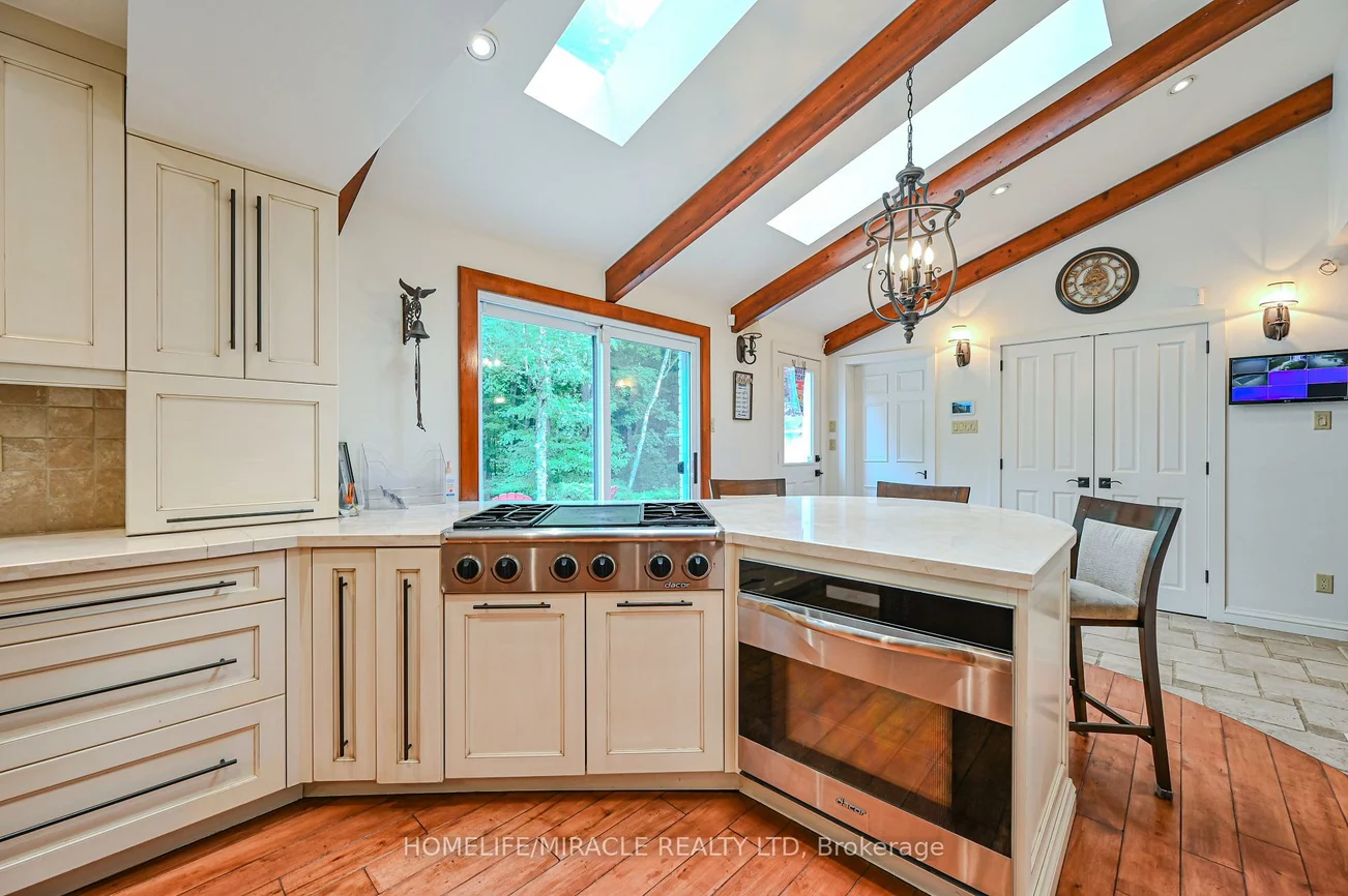 62, Gibson Lake, Palgrave, Caledon