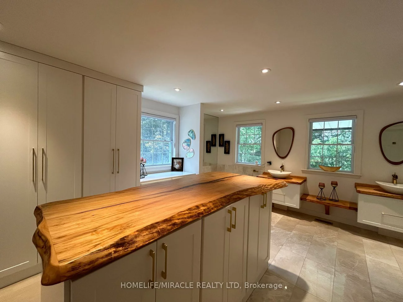 62, Gibson Lake, Palgrave, Caledon