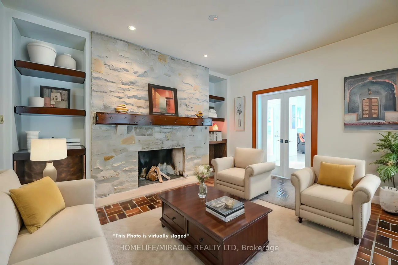 62, Gibson Lake, Palgrave, Caledon
