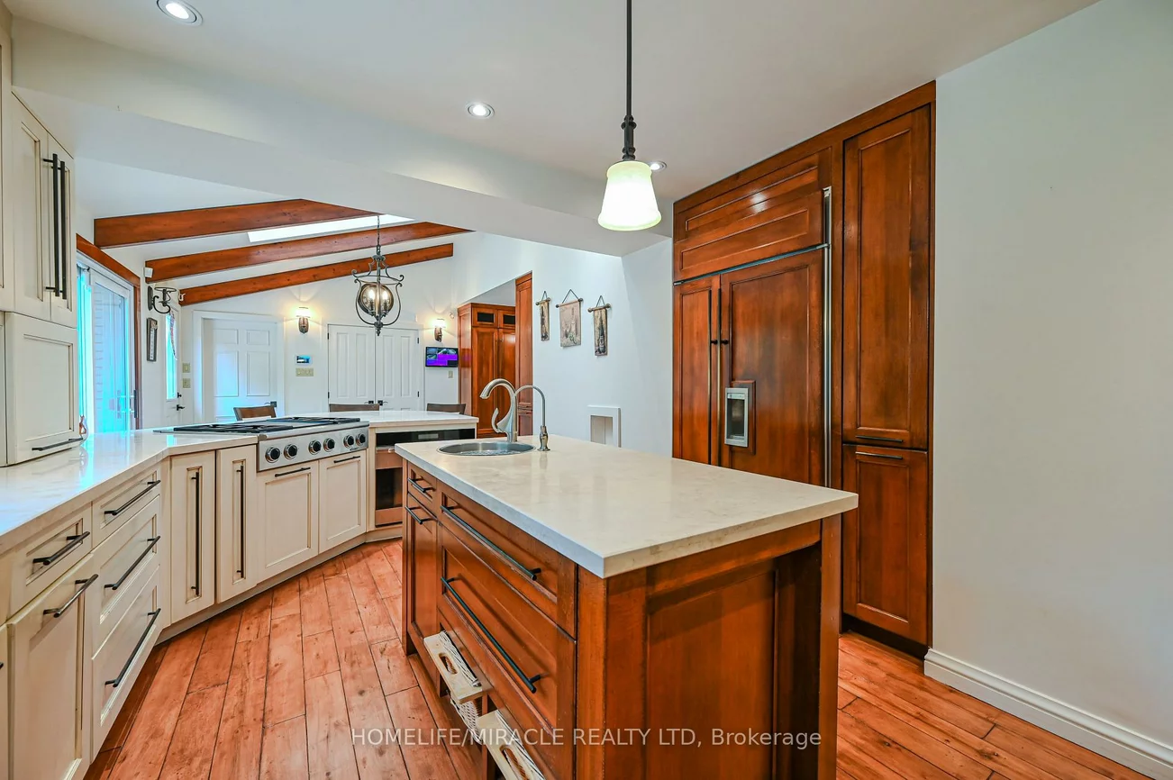 62, Gibson Lake, Palgrave, Caledon
