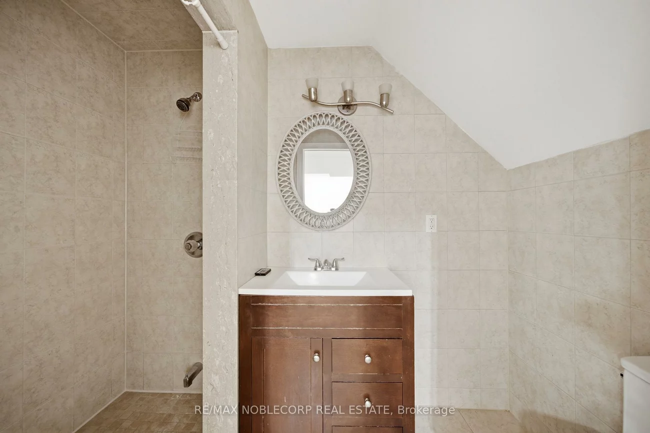 22, Carriage House, Bolton East, Caledon