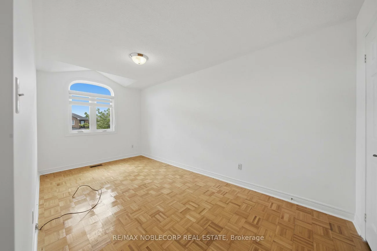 22, Carriage House, Bolton East, Caledon