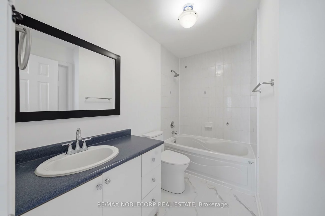 22, Carriage House, Bolton East, Caledon