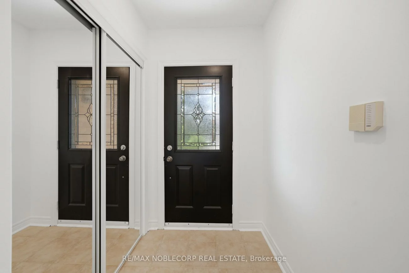 22, Carriage House, Bolton East, Caledon