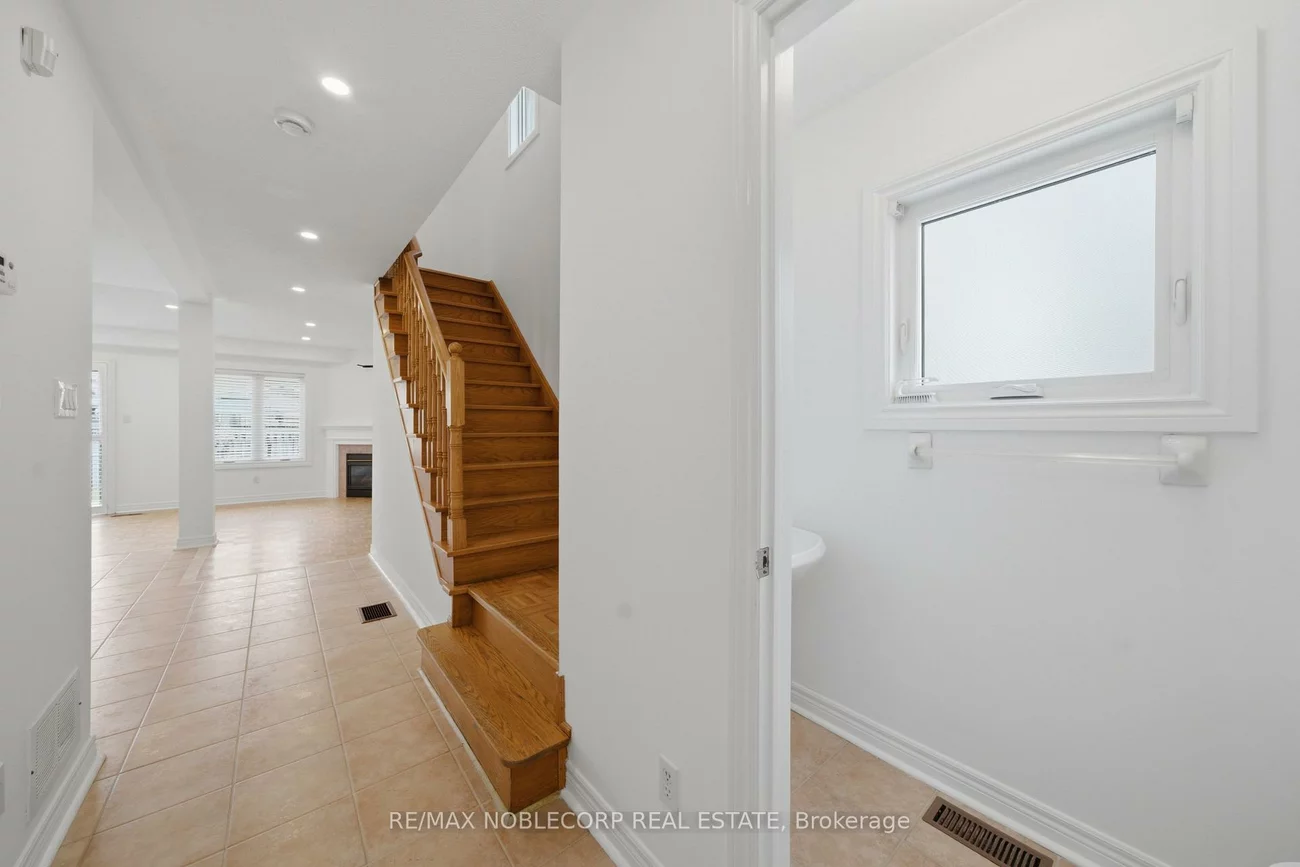 22, Carriage House, Bolton East, Caledon