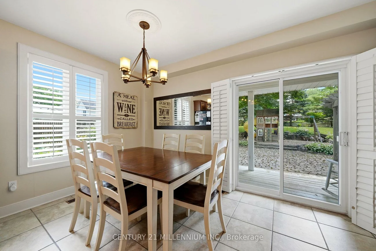 255, MacDonald, Inglewood, Caledon