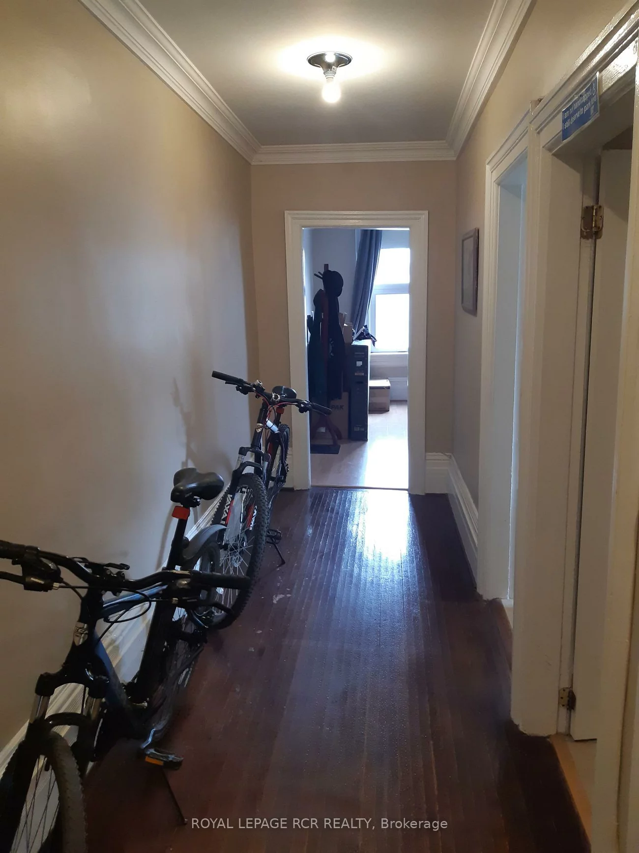 50, Queen, Bolton West, Caledon