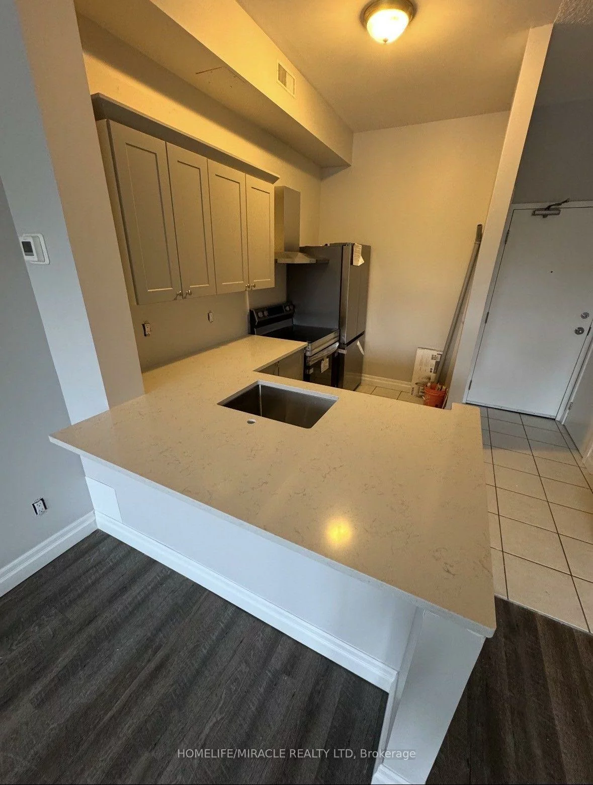56, Queen, Bolton North, Caledon