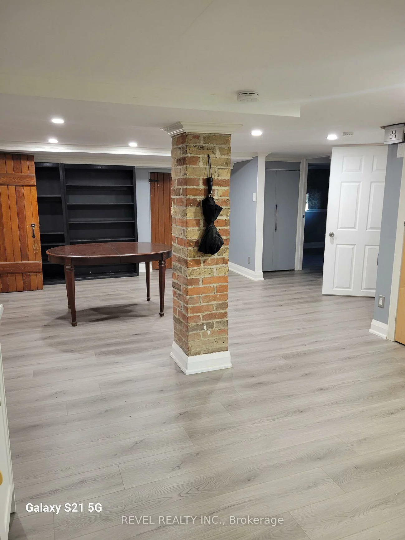 31, Sackville, Bolton West, Caledon