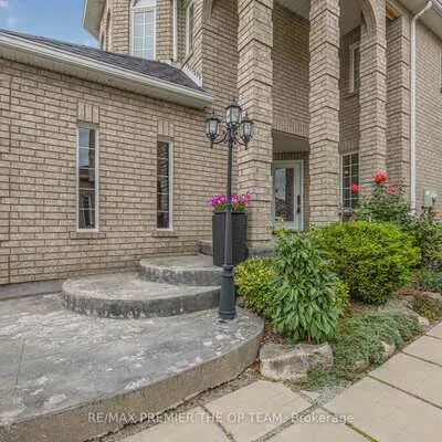 223, Landsbridge, Bolton East, Caledon