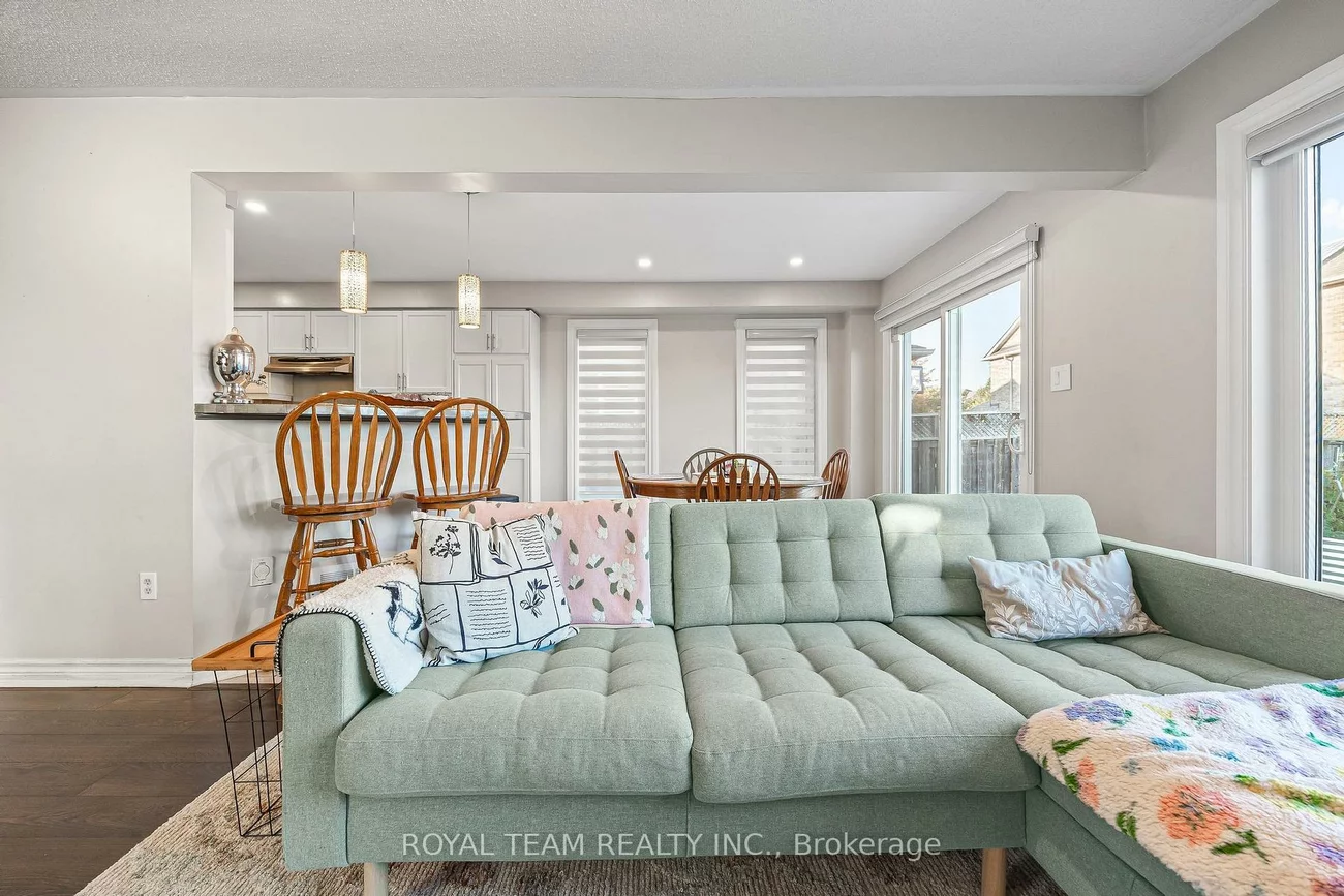 40, Emily Carr, Bolton West, Caledon