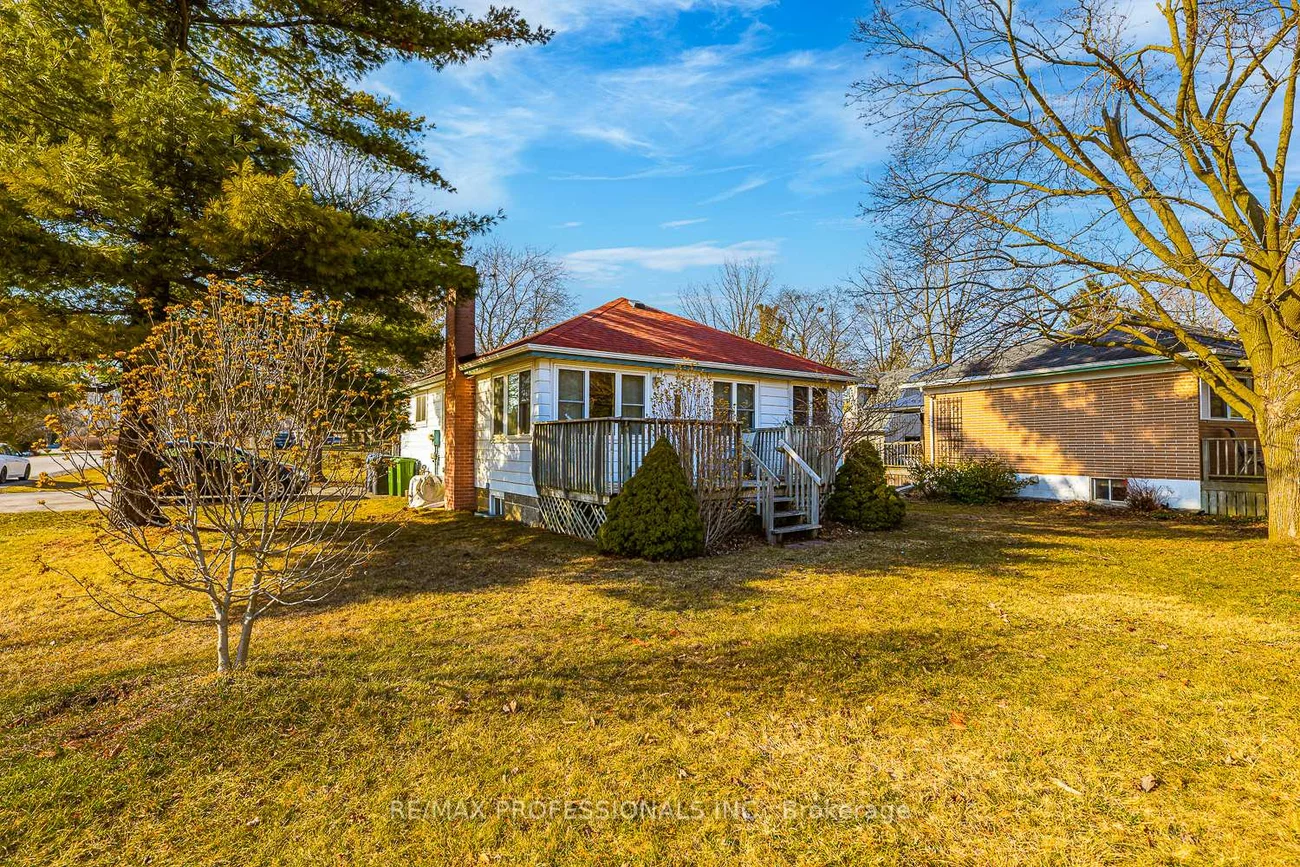 31, Norton, Bolton East, Caledon