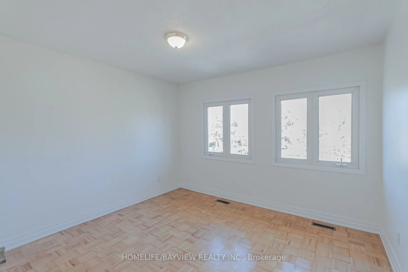49, Hilltop, Bolton West, Caledon
