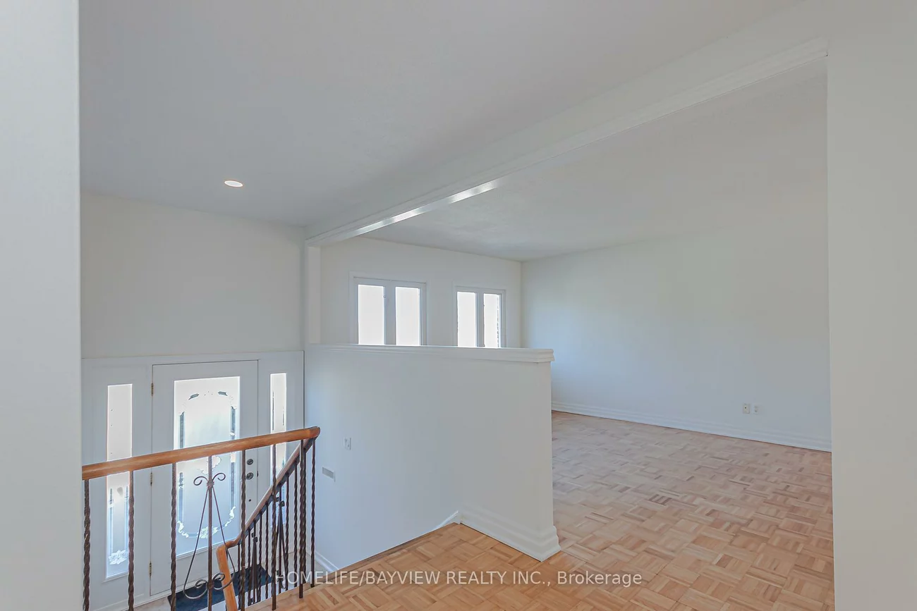 49, Hilltop, Bolton West, Caledon