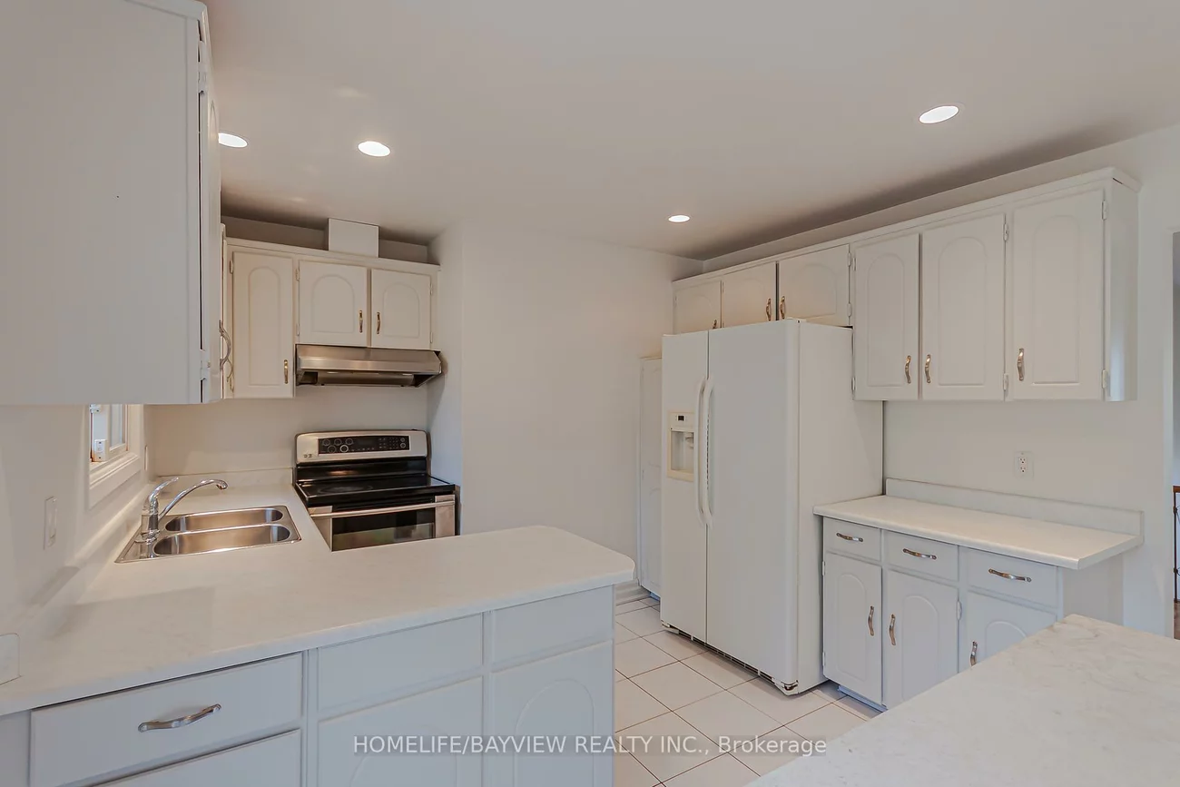 49, Hilltop, Bolton West, Caledon