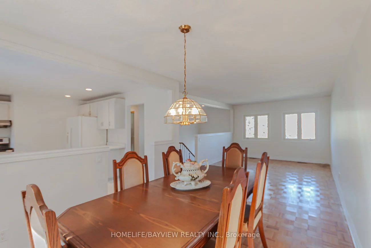 49, Hilltop, Bolton West, Caledon