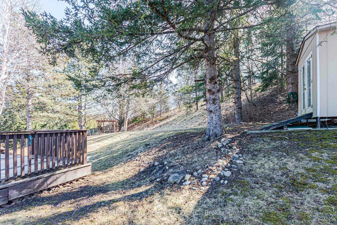 49, Hilltop, Bolton West, Caledon