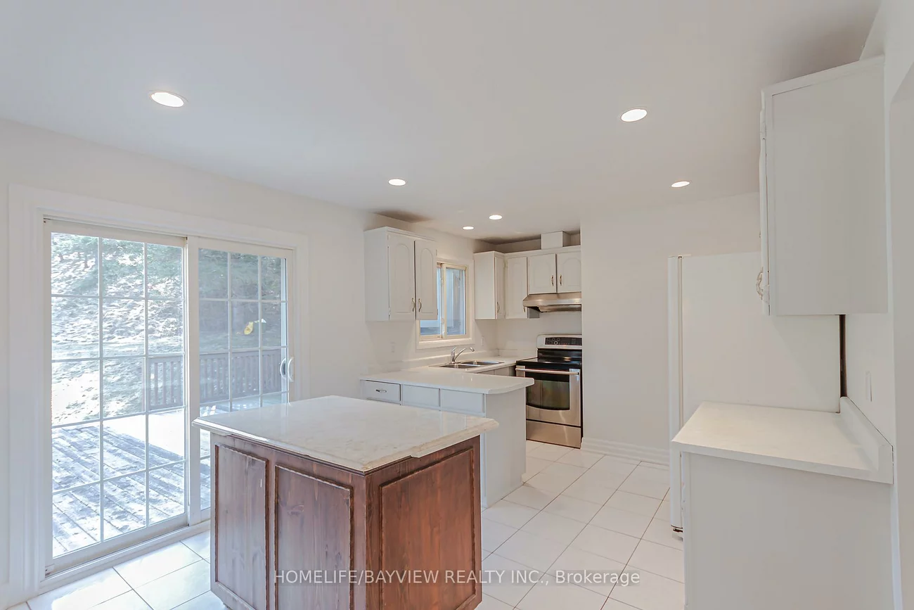 49, Hilltop, Bolton West, Caledon
