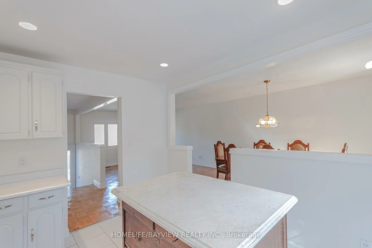 49, Hilltop, Bolton West, Caledon