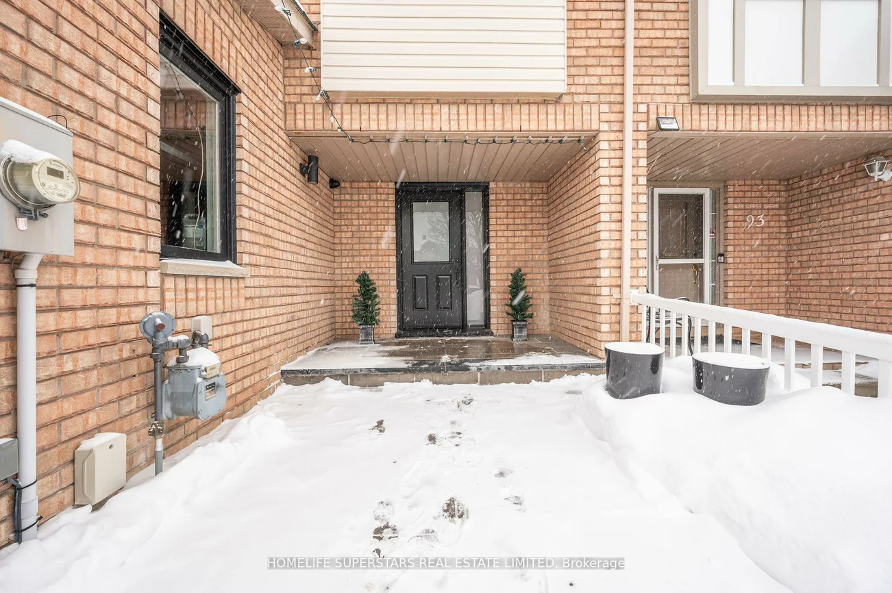 91, Hanton, Bolton East, Caledon