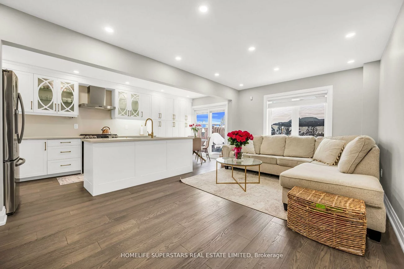 91, Hanton, Bolton East, Caledon