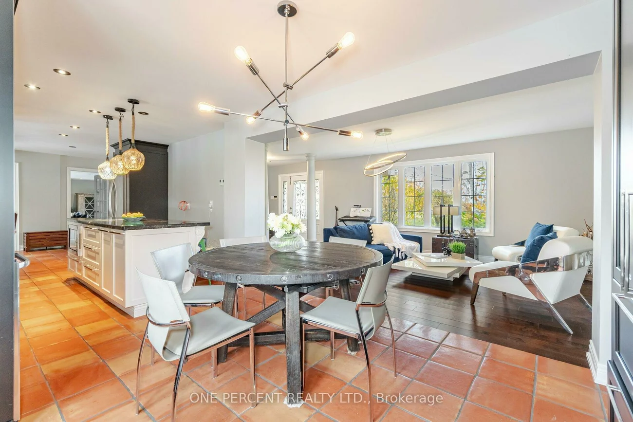 110, Palmer, Palgrave, Caledon
