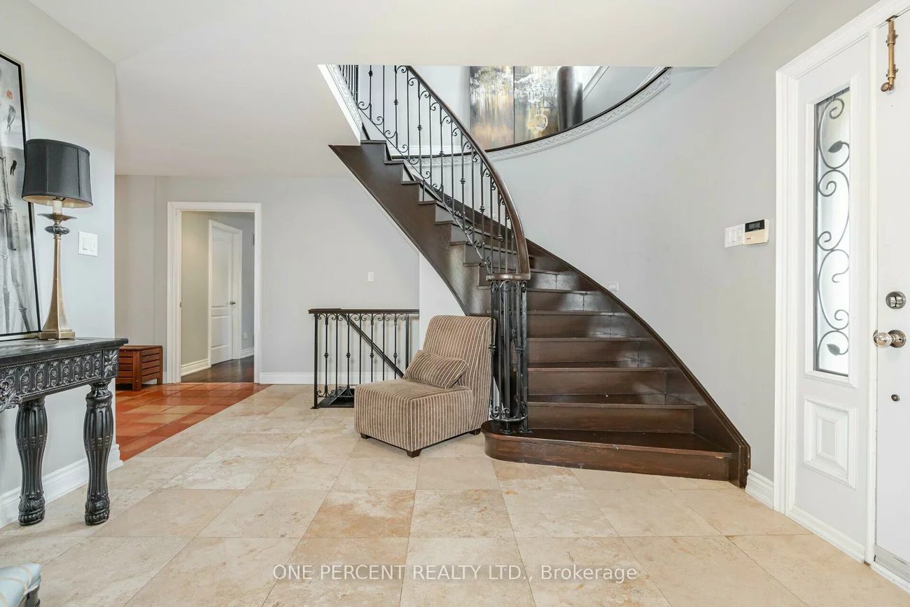 110, Palmer, Palgrave, Caledon