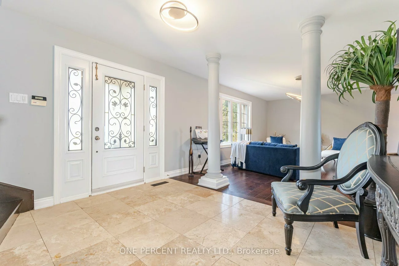 110, Palmer, Palgrave, Caledon