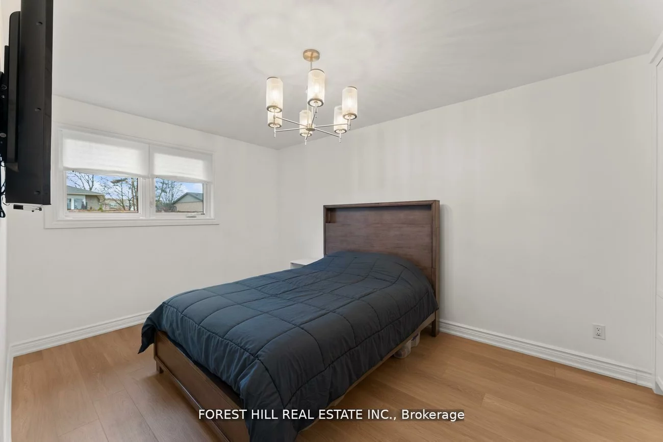 165, Kingsview, Bolton North, Caledon