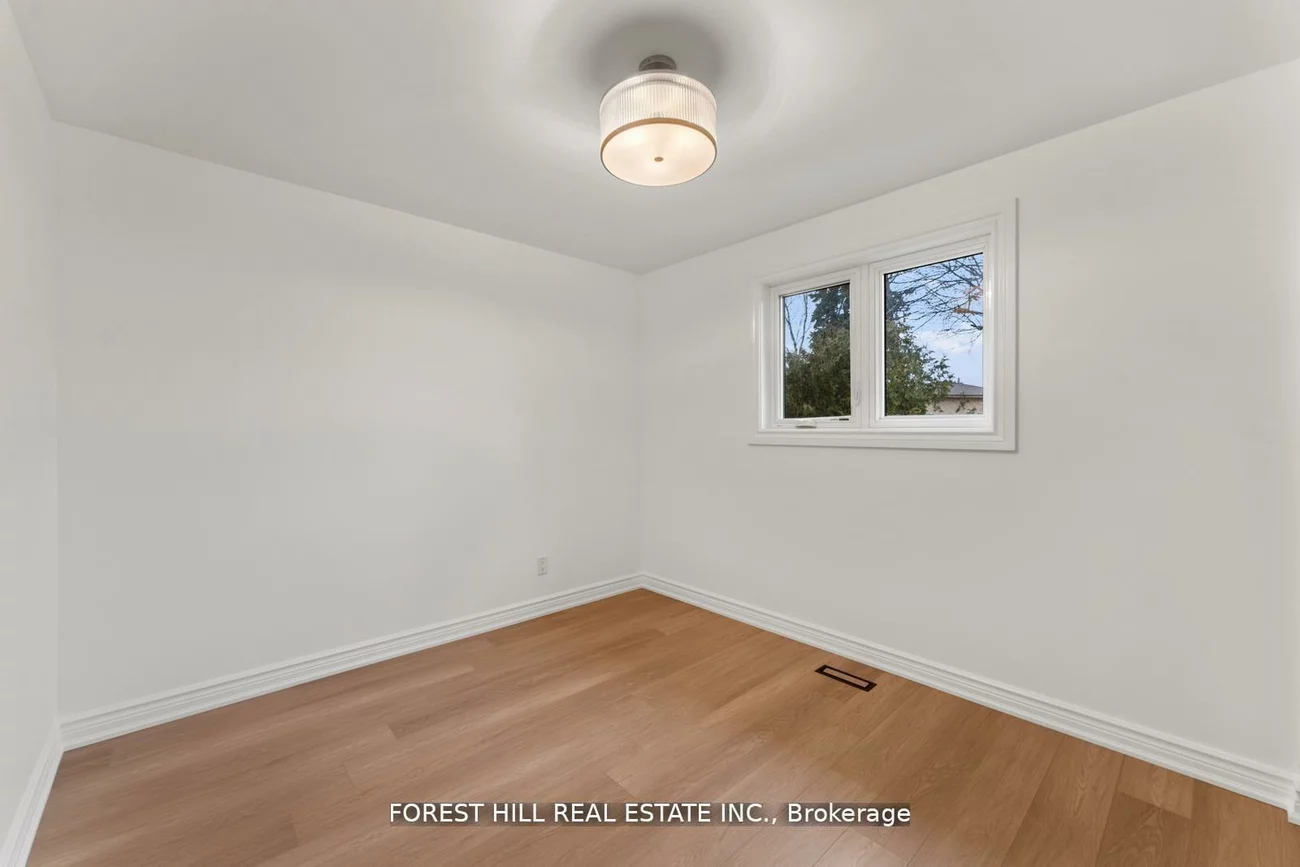 165, Kingsview, Bolton North, Caledon