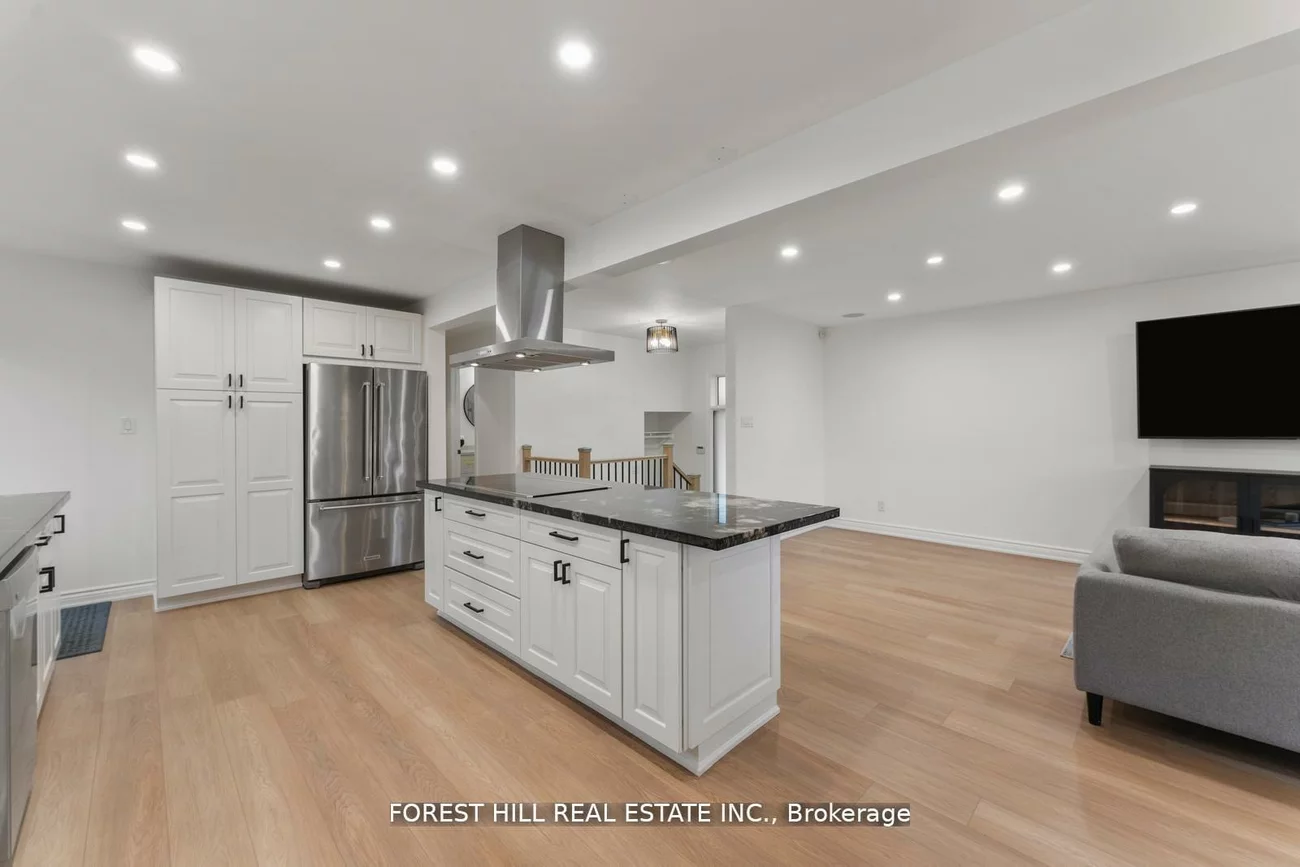165, Kingsview, Bolton North, Caledon