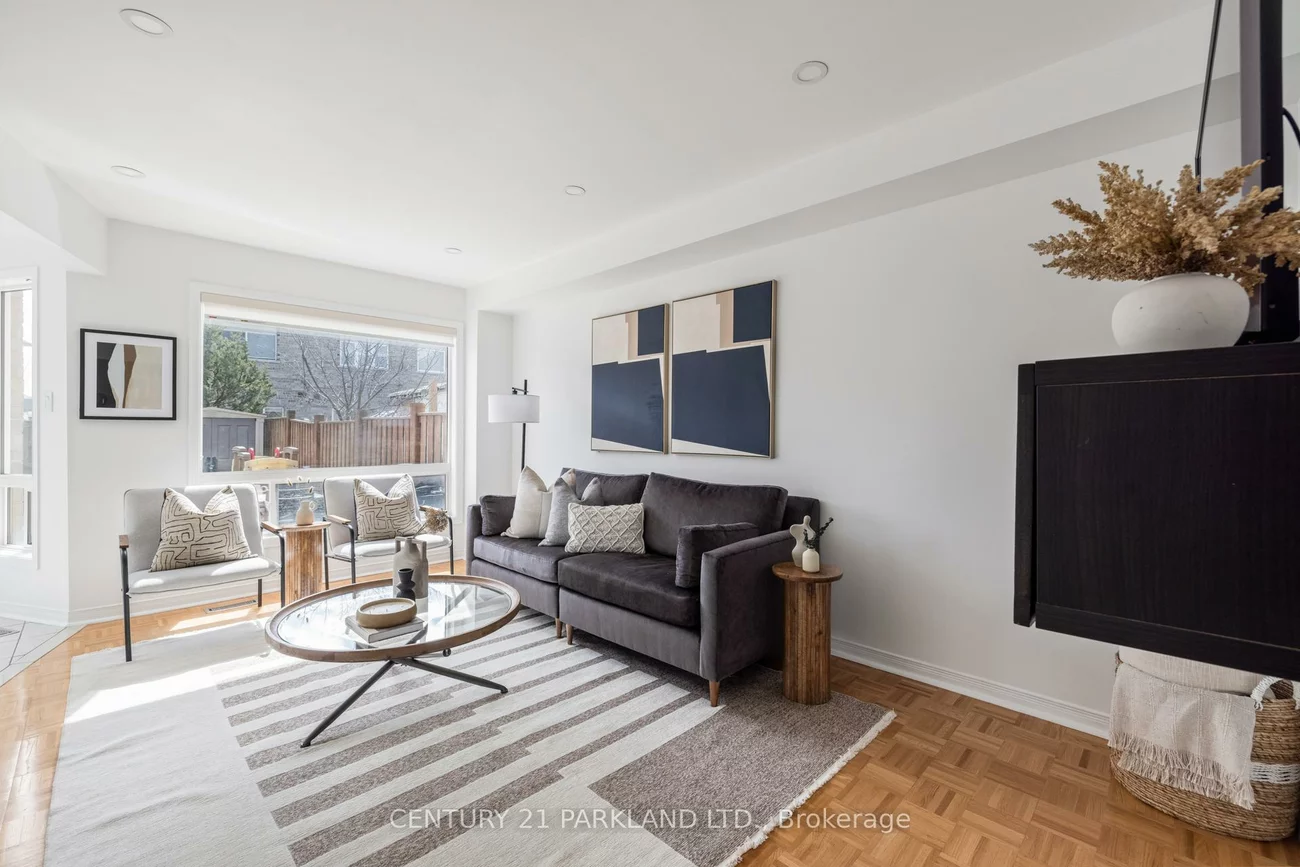 18, Humbershed, Bolton West, Caledon