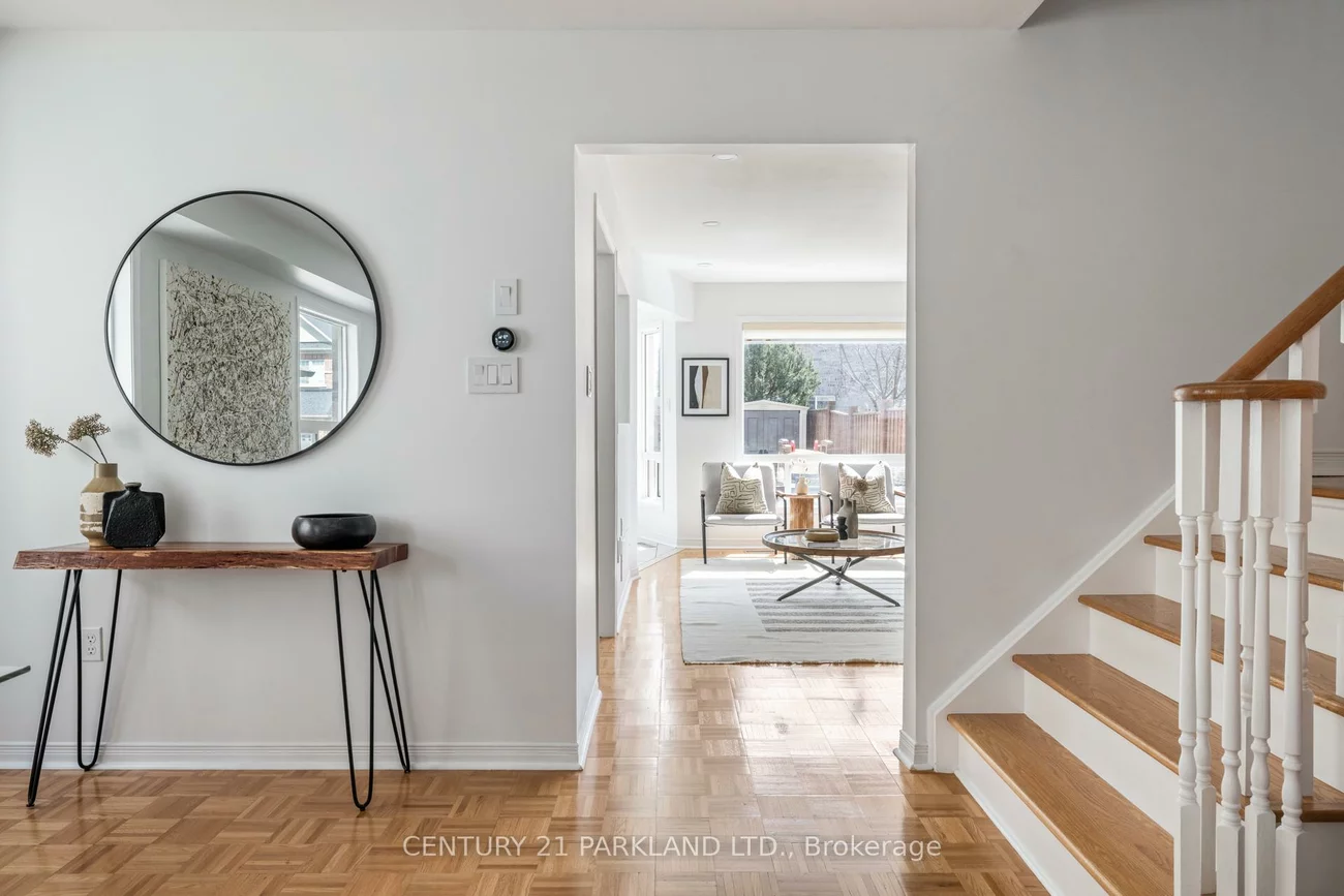 18, Humbershed, Bolton West, Caledon