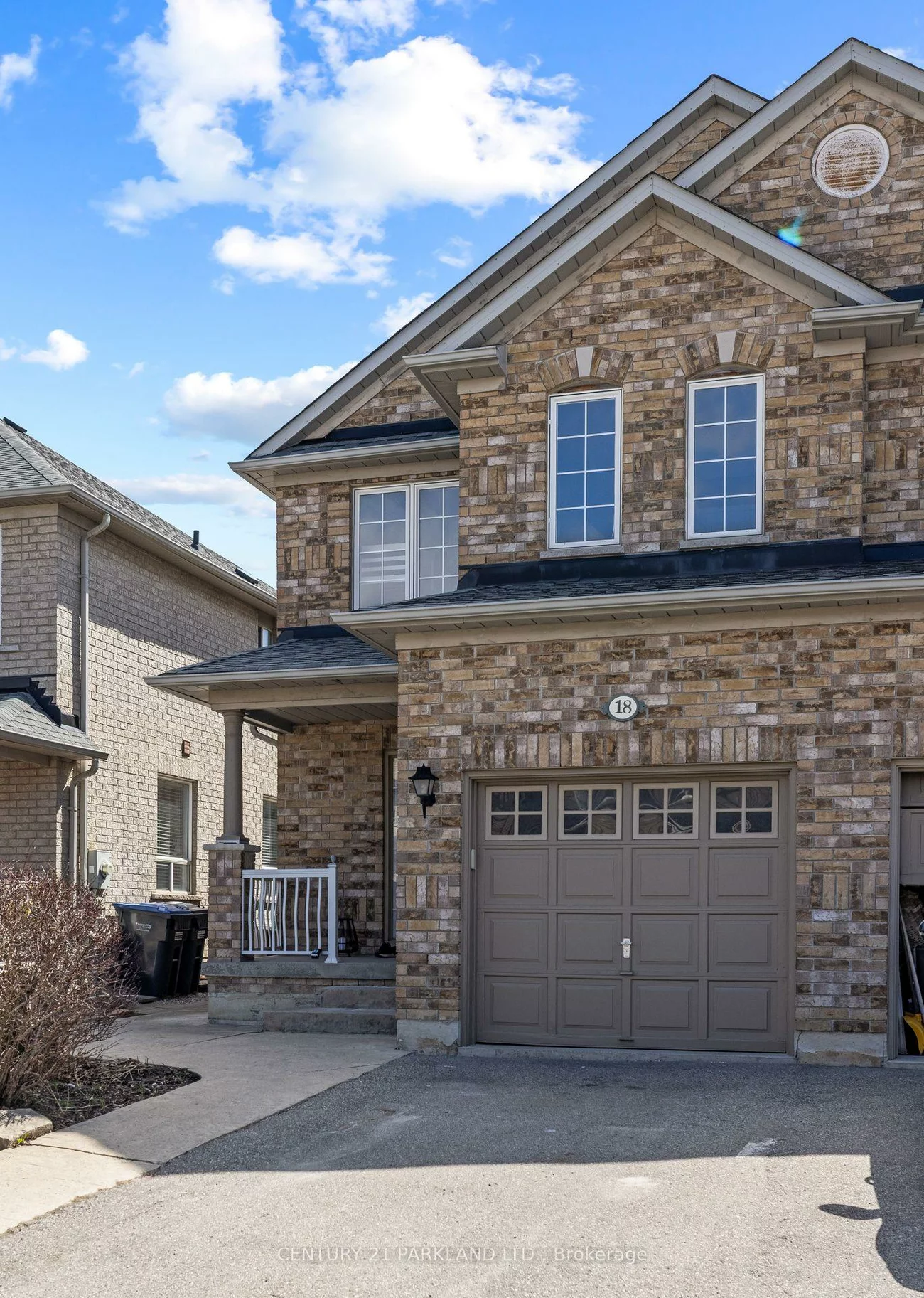 18, Humbershed, Bolton West, Caledon