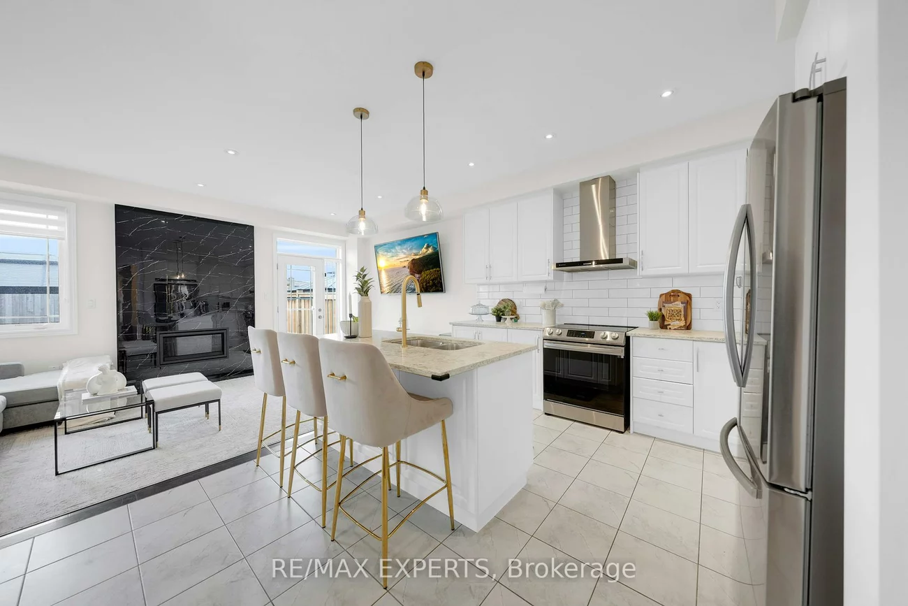 58, Humbershed, Bolton West, Caledon