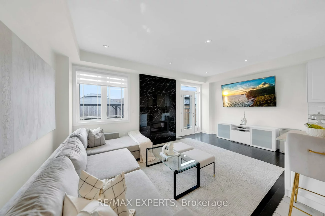 58, Humbershed, Bolton West, Caledon