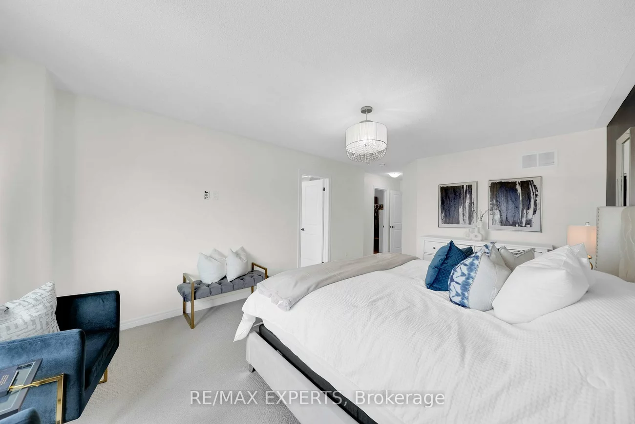 58, Humbershed, Bolton West, Caledon
