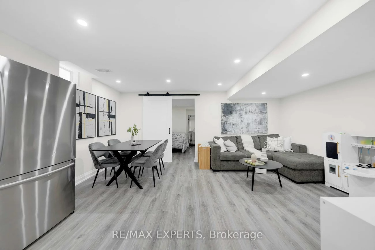 58, Humbershed, Bolton West, Caledon