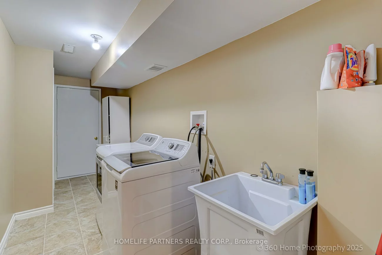 31, Knoll Haven, Bolton North, Caledon