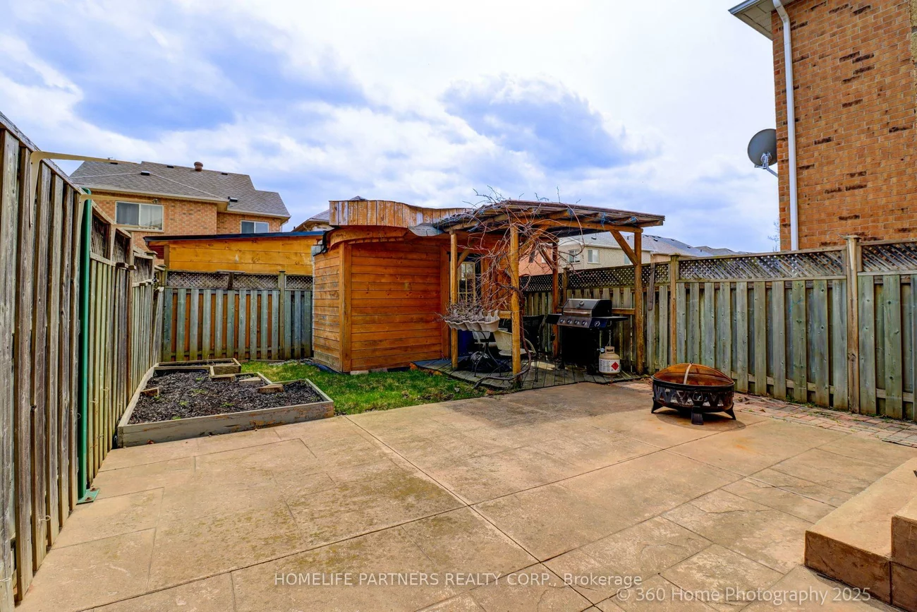 31, Knoll Haven, Bolton North, Caledon