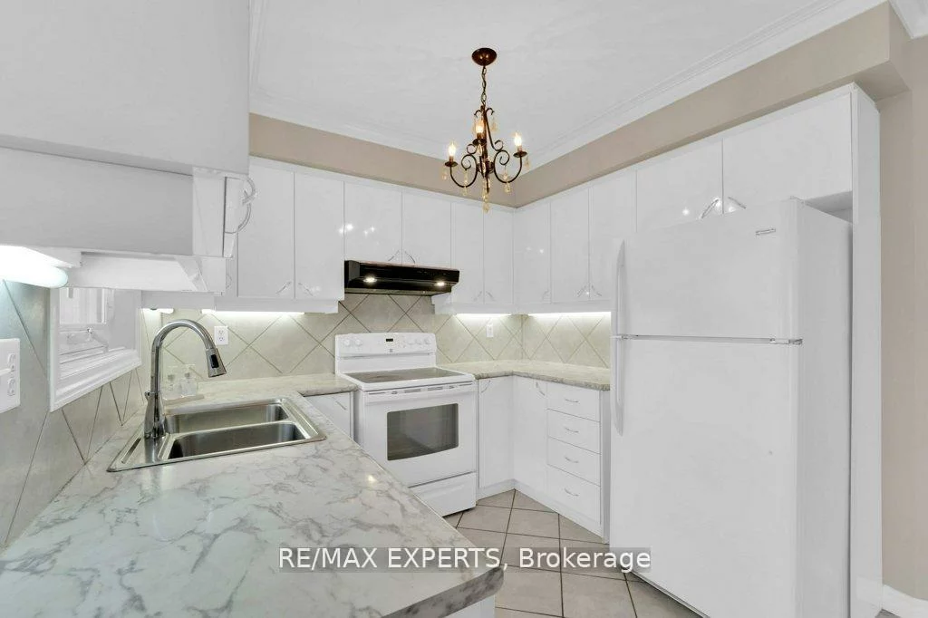103, Fountainbridge, Bolton East, Caledon